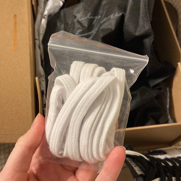 Vintage Havana sneakers i bought that was too small they are a size 10 - Picture 4 of 7